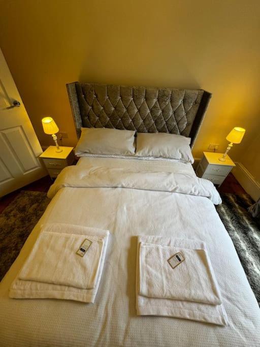 Appartamento Entire 1Bed Stratford Westfield Londra Esterno foto