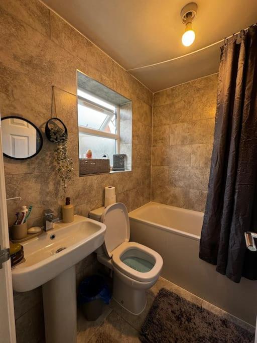Appartamento Entire 1Bed Stratford Westfield Londra Esterno foto